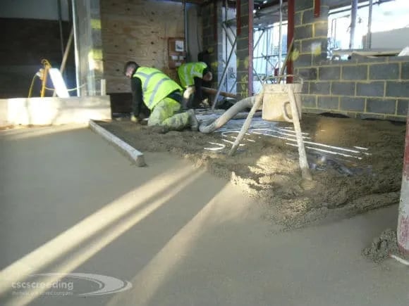 The right screed will help you get a perfectly level and flat floor