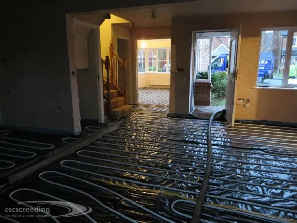  whole-house-being-set-up-for-underfloor-heating-inscreed-on-screed-article-580 